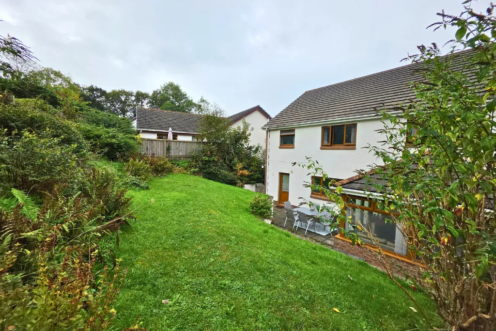 Frongoch, Croesyceiliog, photo 27