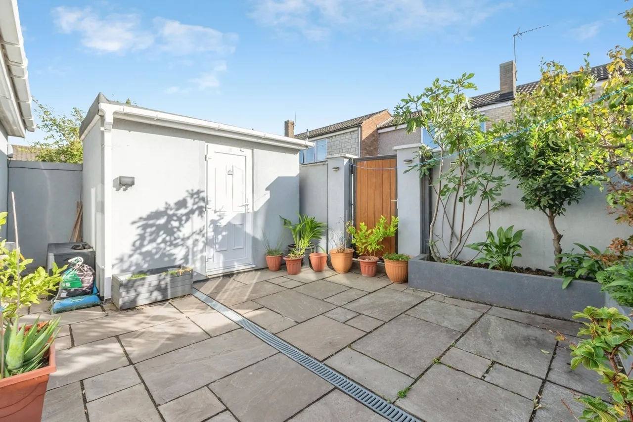 Wordsworth Close, Tilbury, RM18, photo 4