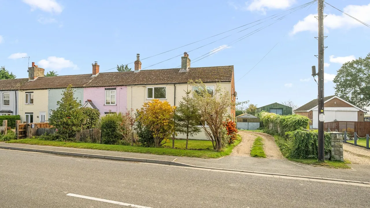 Main Road, New Bolingbroke, PE22, photo 27