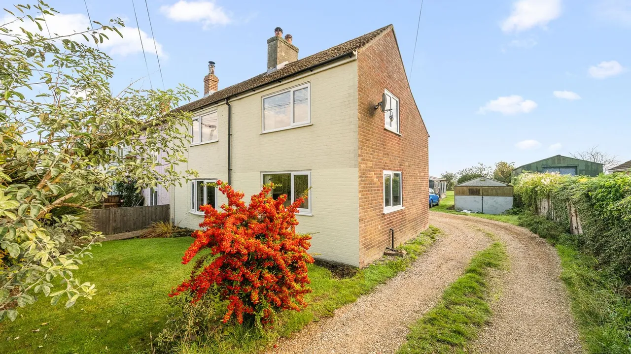 Main Road, New Bolingbroke, PE22, photo 26