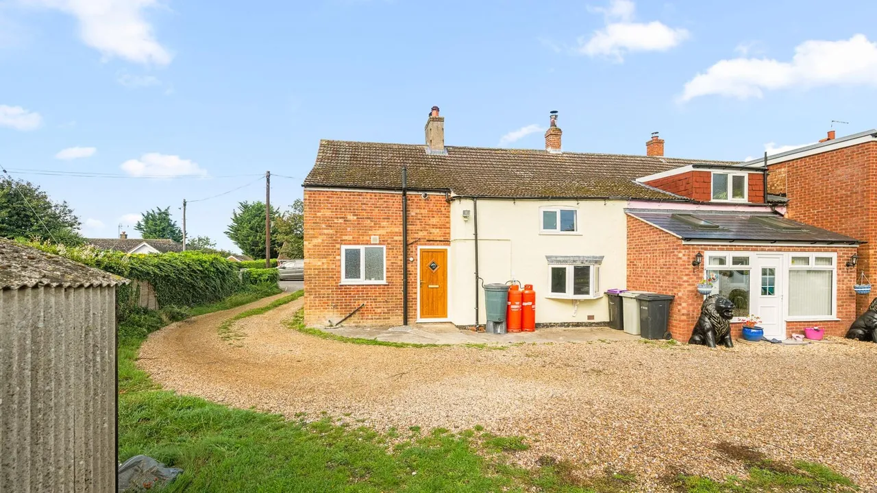 Main Road, New Bolingbroke, PE22, photo 16