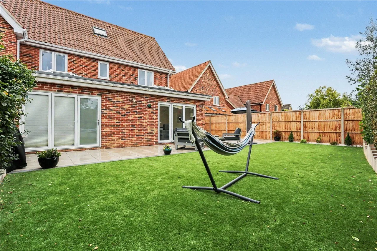 The Meadows, Hethersett, NR9, photo 22