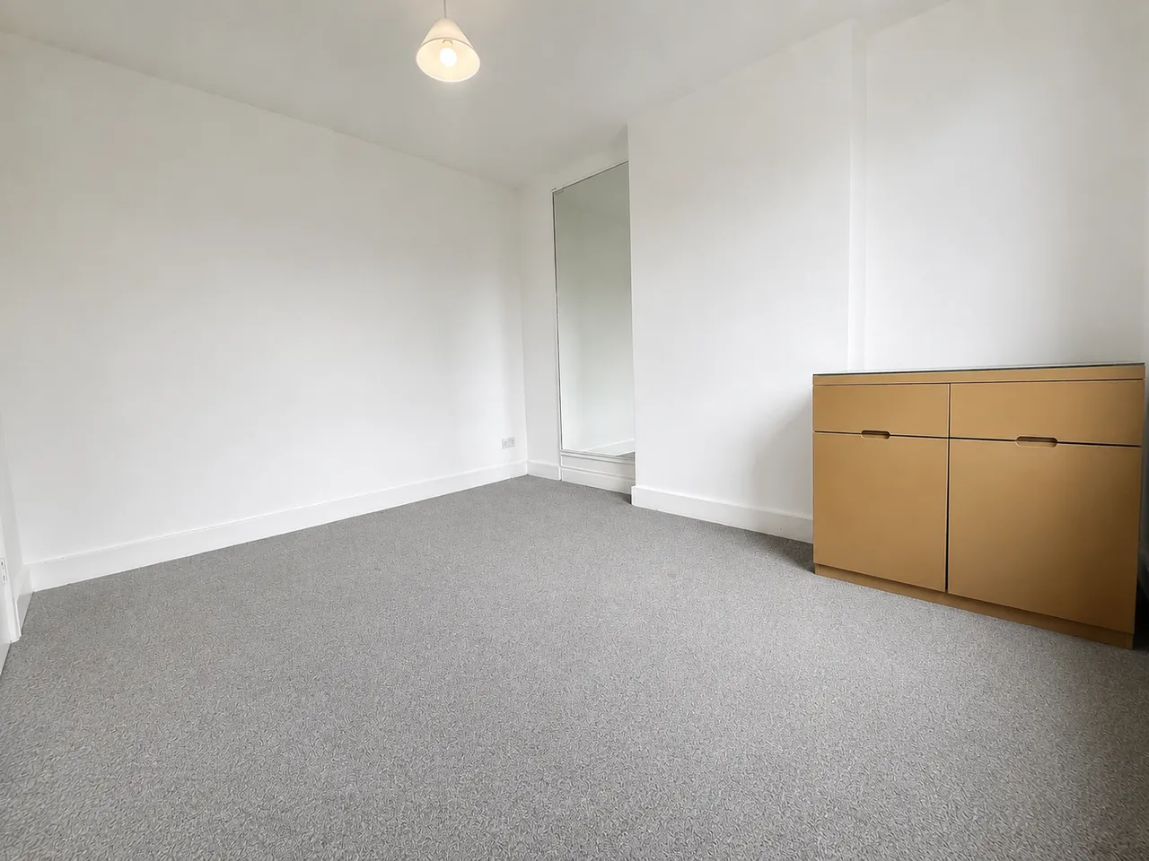 Cavenham Gardens, Ilford, IG1, photo 11