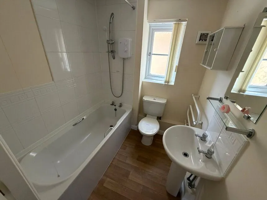 Town Lands Close, Wombwell, Barnsley, S73, photo 6