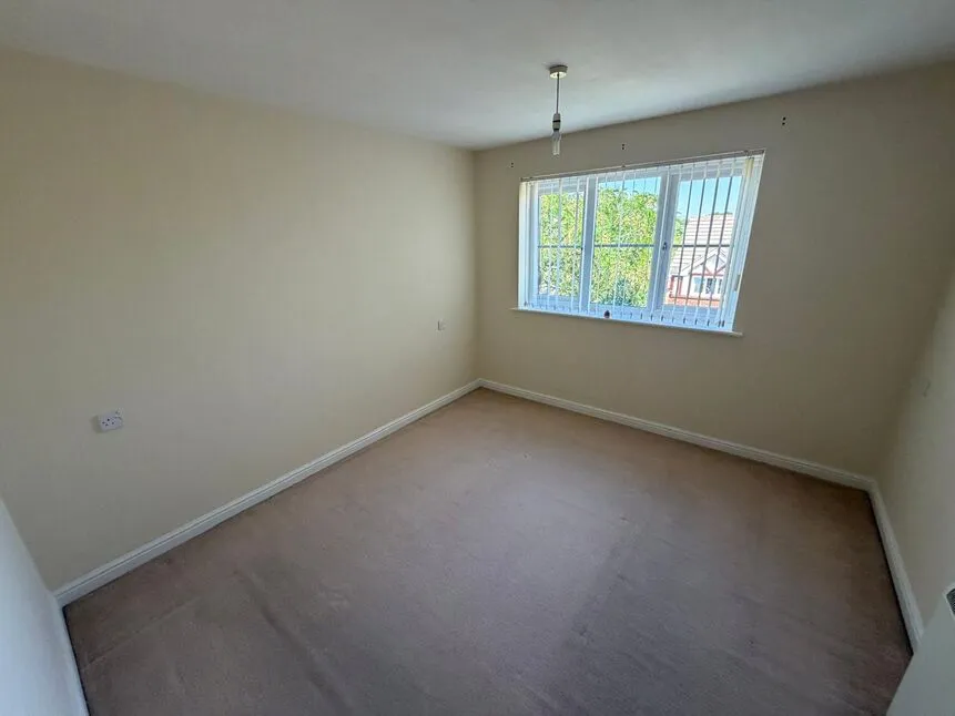 Town Lands Close, Wombwell, Barnsley, S73, photo 4