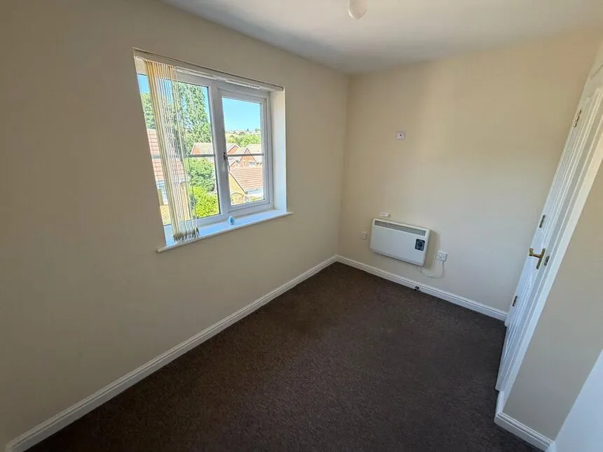 Town Lands Close, Wombwell, Barnsley, S73, photo 5