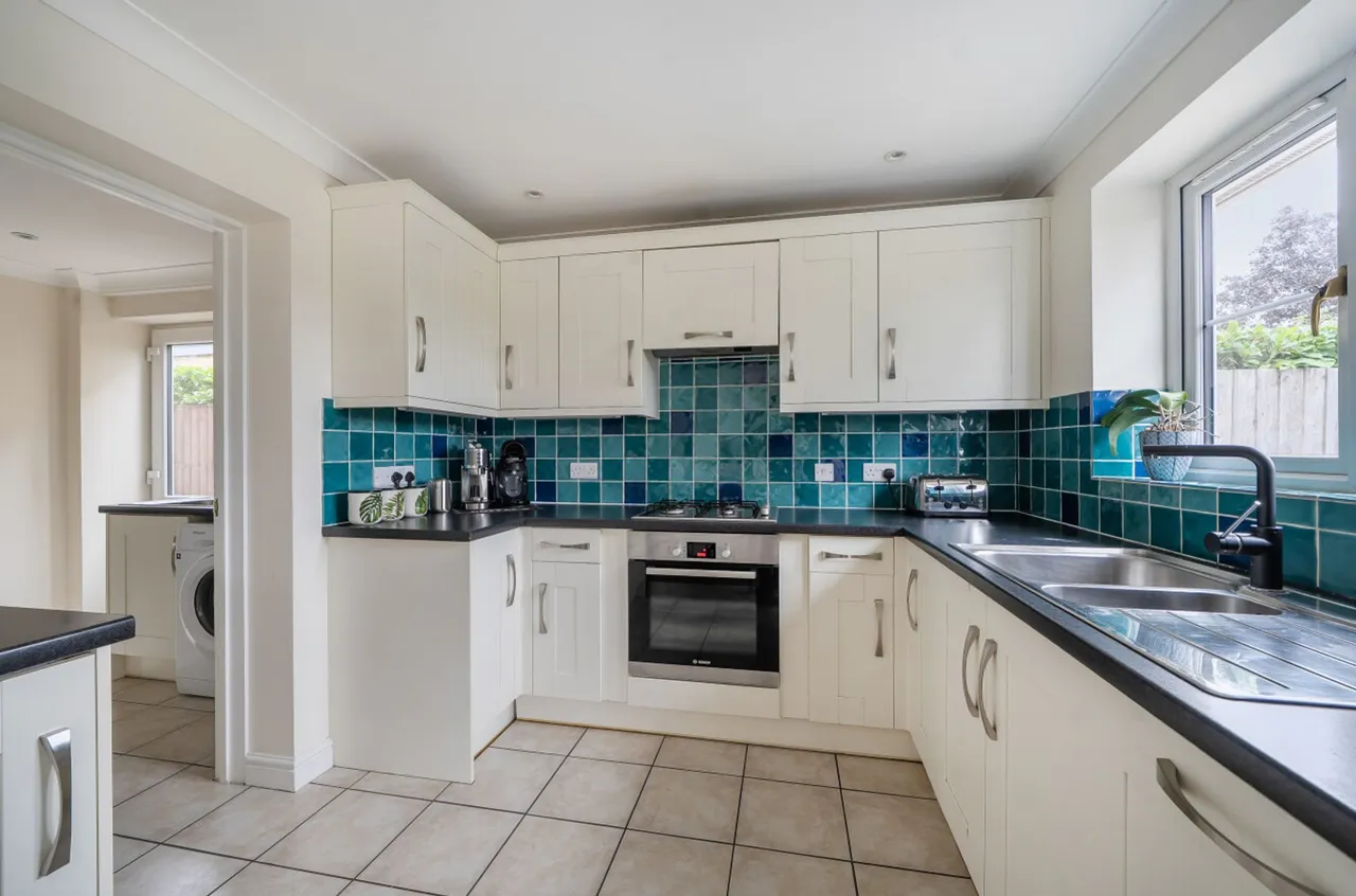 Shopwhyke Road, Chichester, PO20, photo 9