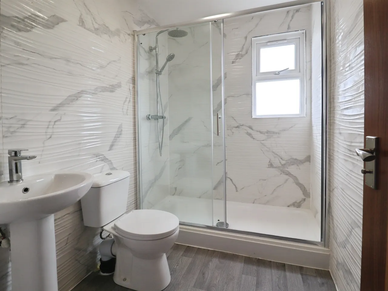 Holton Road, Barry, CF63, photo 6