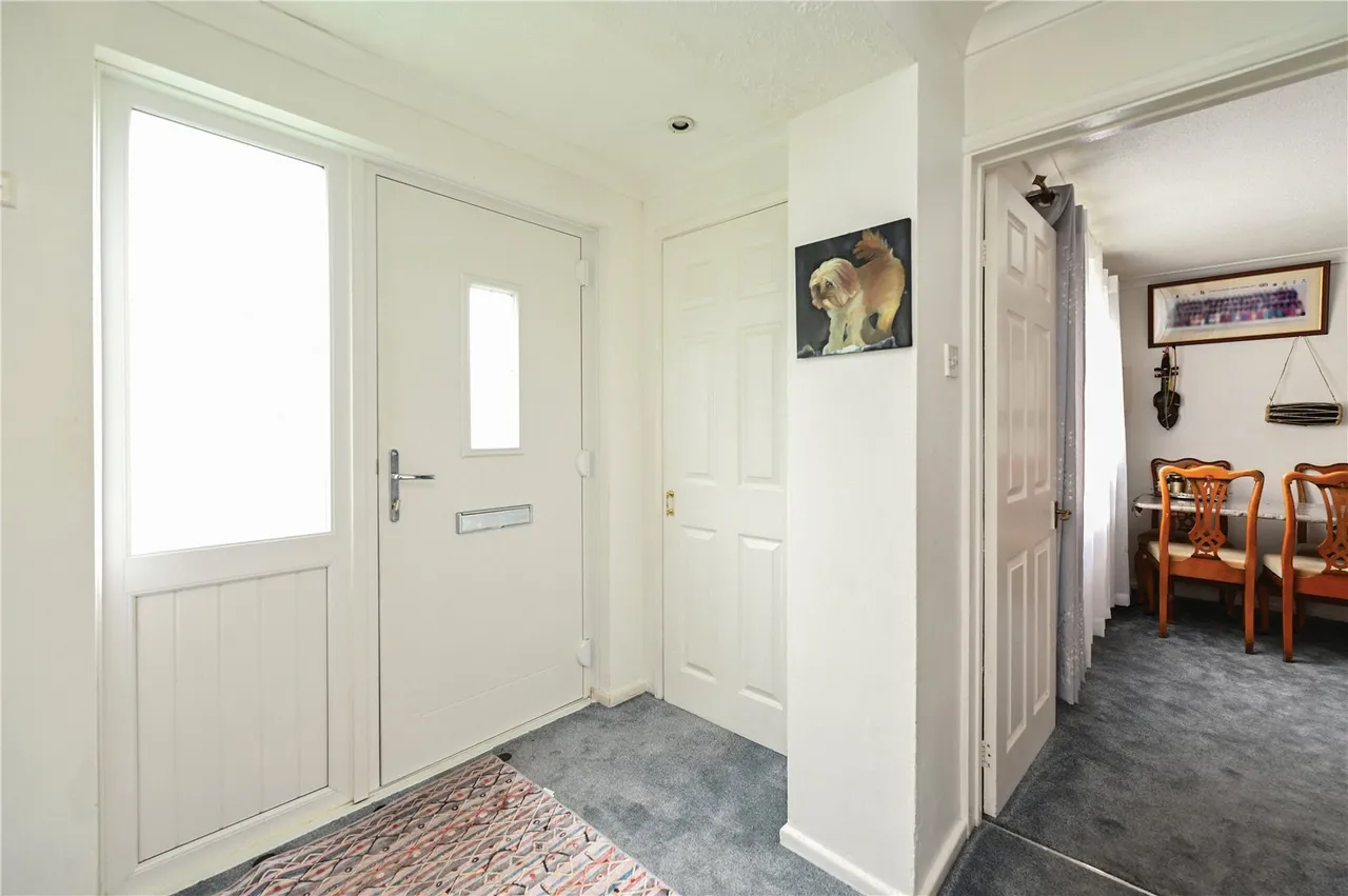Clayton Road, Farnborough, Hampshire, GU14 9DF, photo 9
