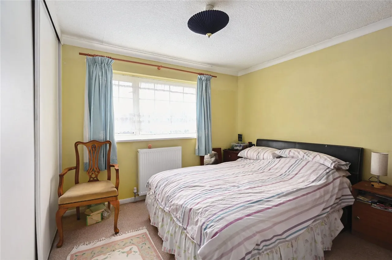Clayton Road, Farnborough, Hampshire, GU14 9DF, photo 11