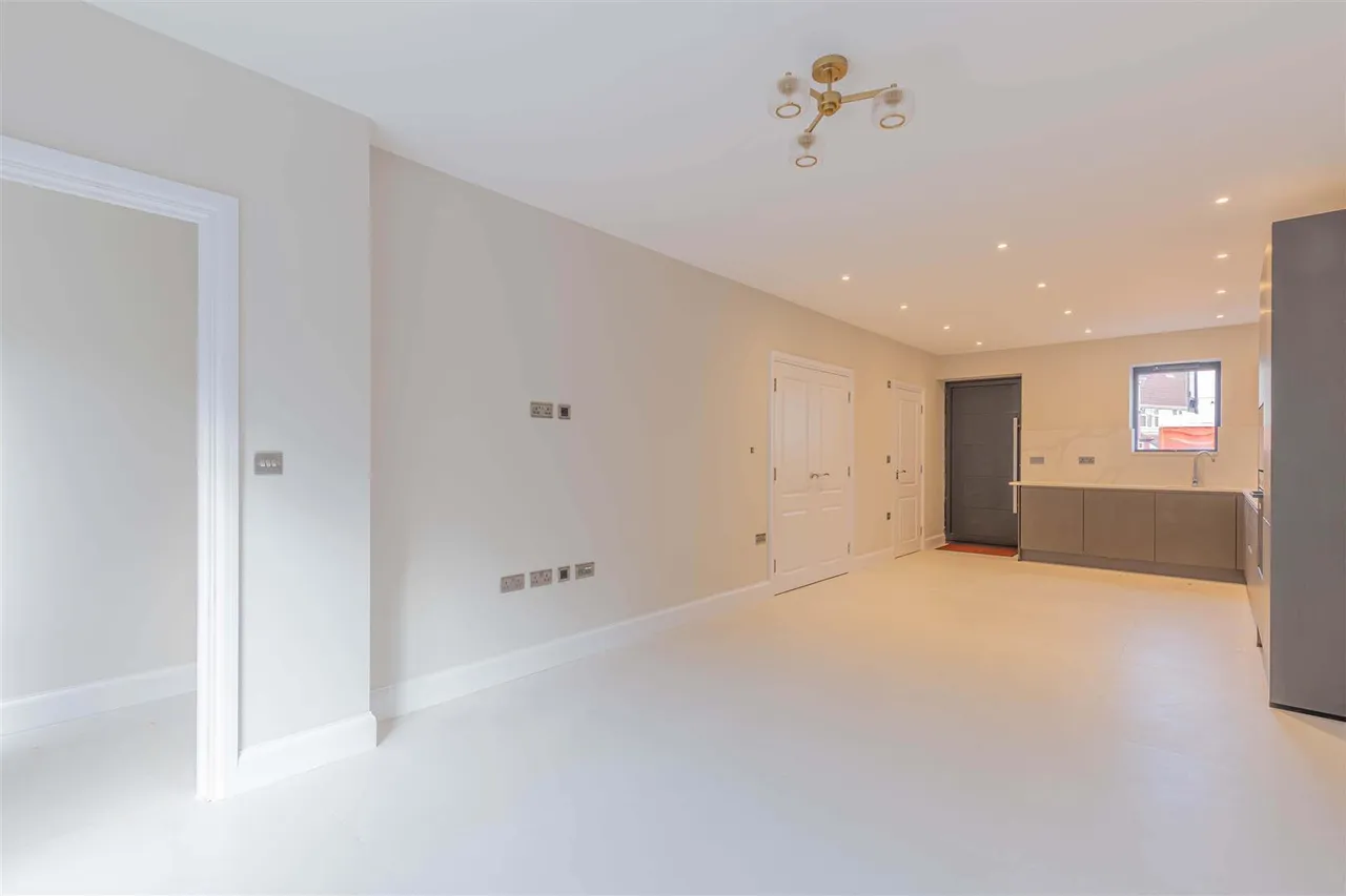 North Drive, Hounslow, photo 6