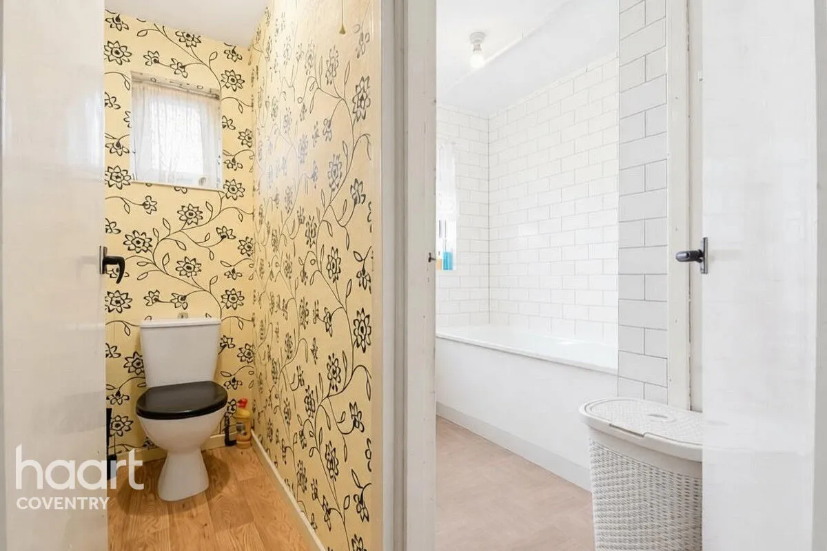 Upper Eastern Green Lane, Coventry, CV5, photo 9