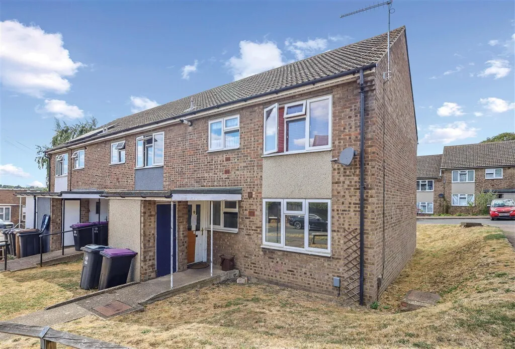 1 bed flat for sale — High Oak Road, WARE