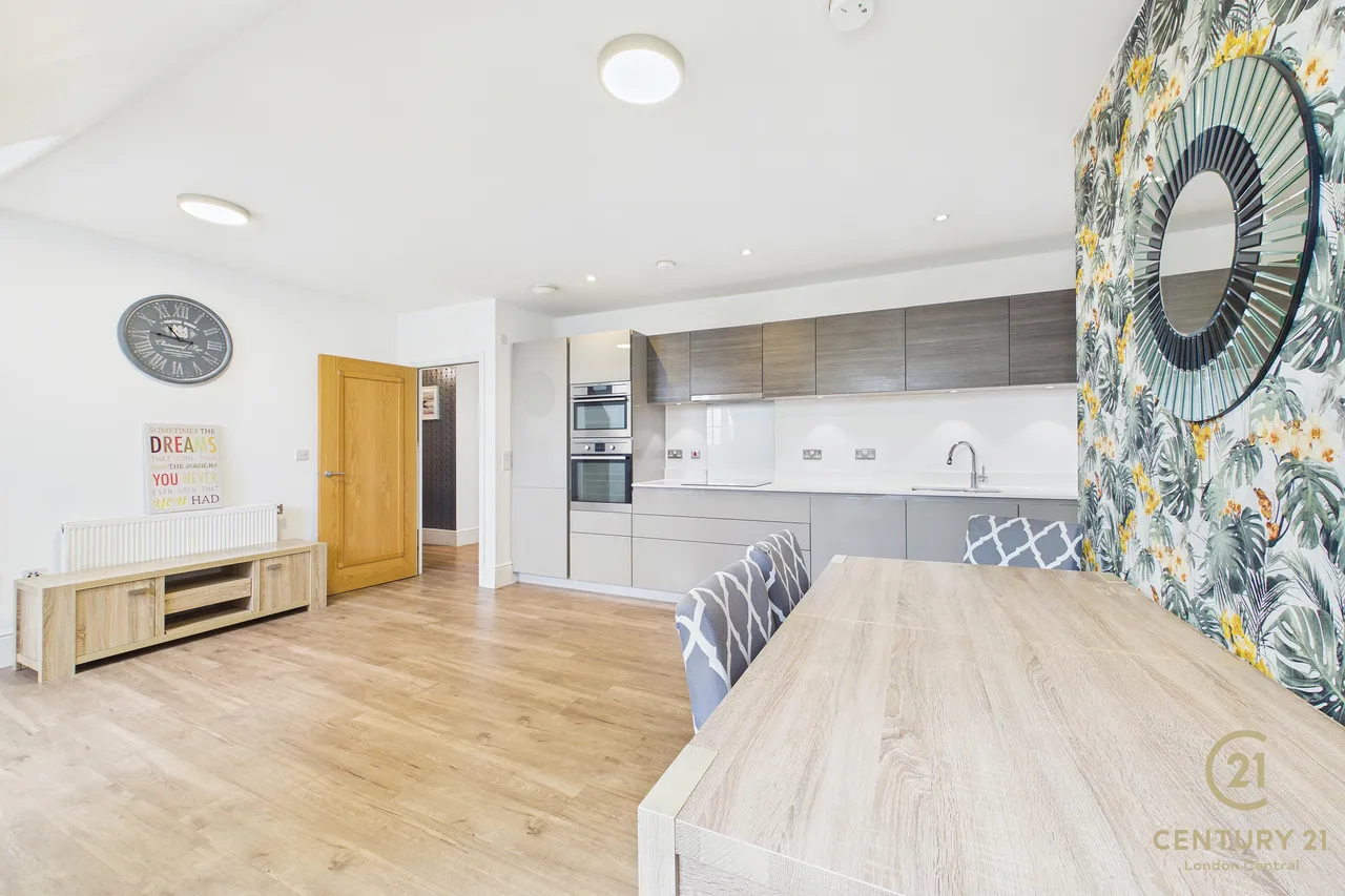 Martin Drive, Stone, DA2, photo 6