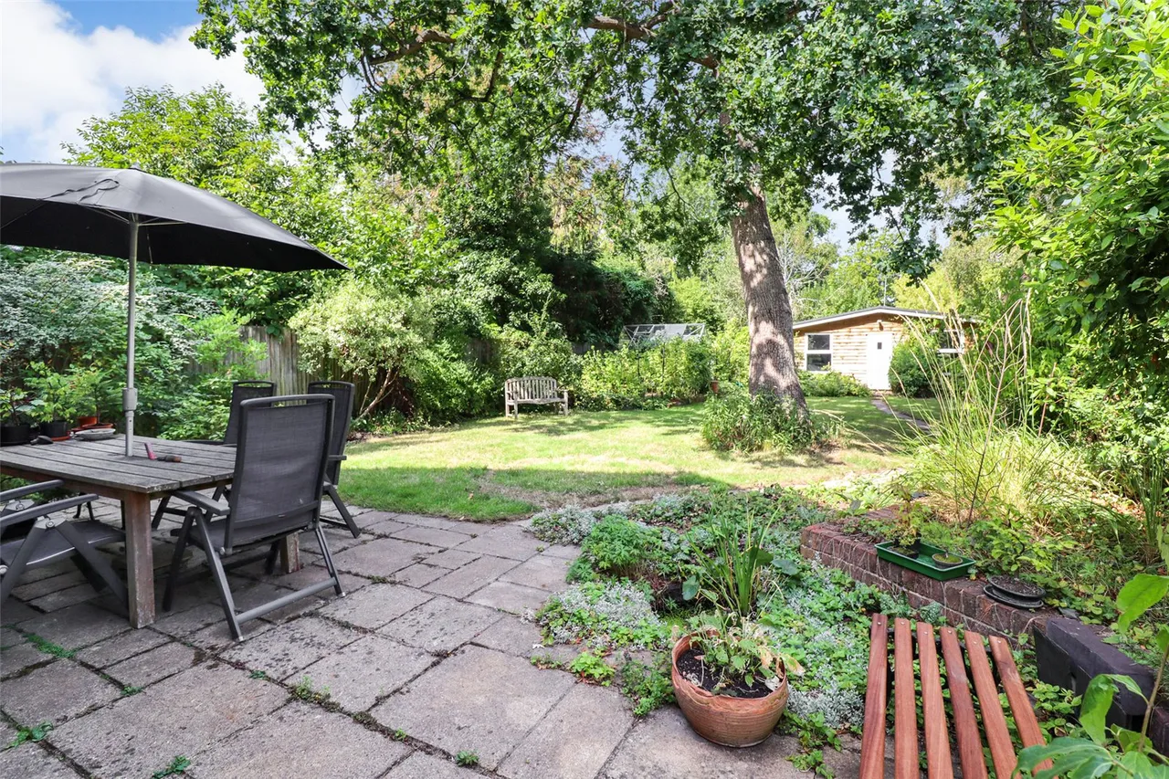 Westover Road, Fleet, Hampshire, GU51 3DG, photo 4
