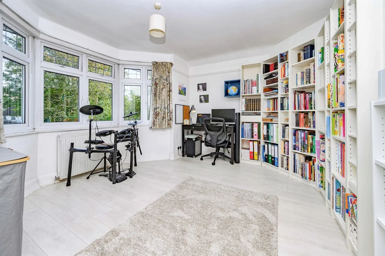 Gallows Hill, Kings Langley, WD4, photo 12