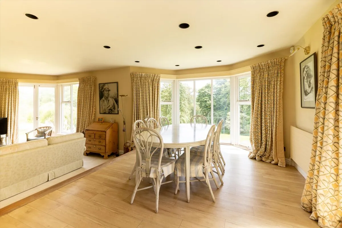 Rawlingswell Lane, St. Martins, SN8, photo 9