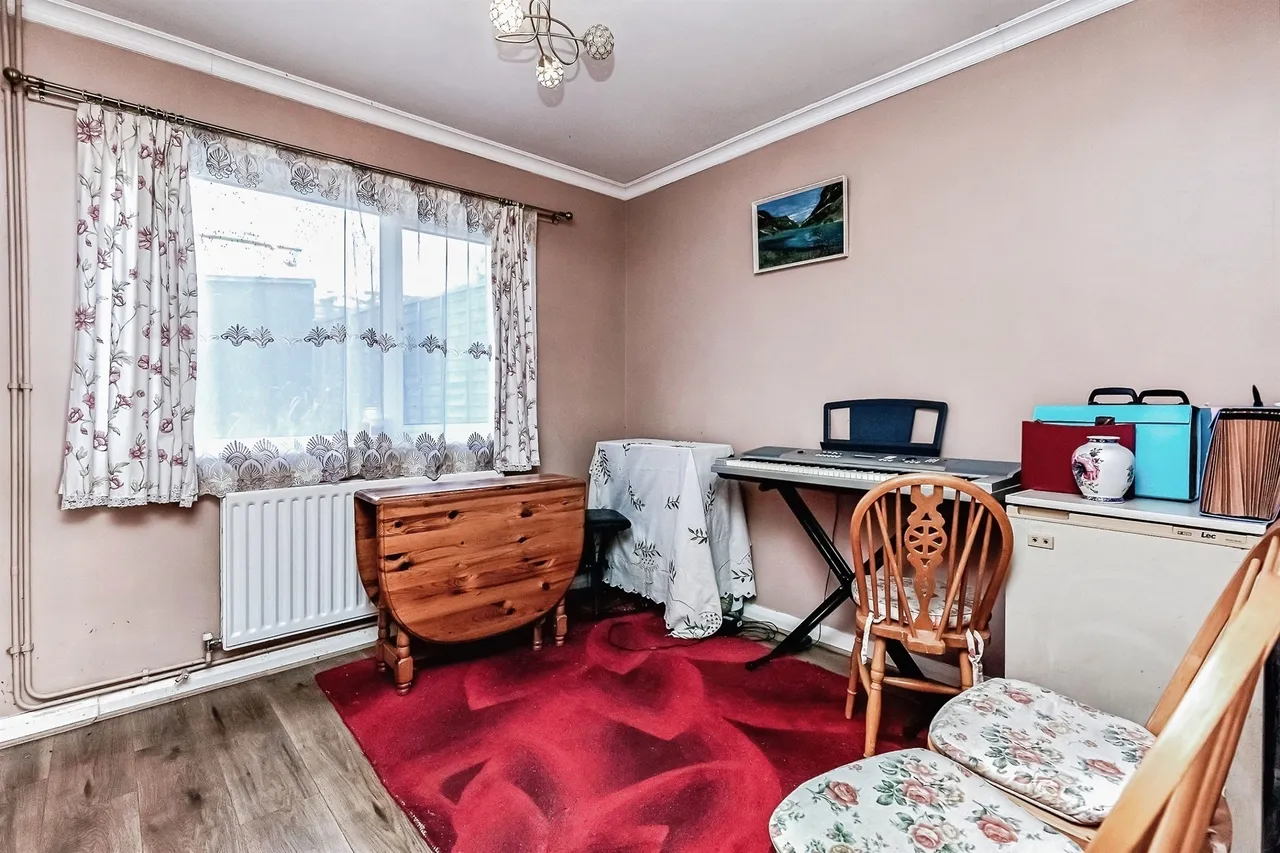 Alder Close, Desborough, NN14, photo 8