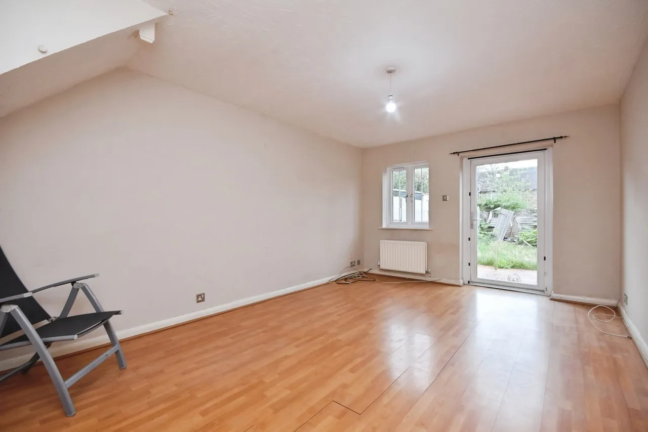 Bexley Gardens, Chadwell Heath, RM6, photo 4