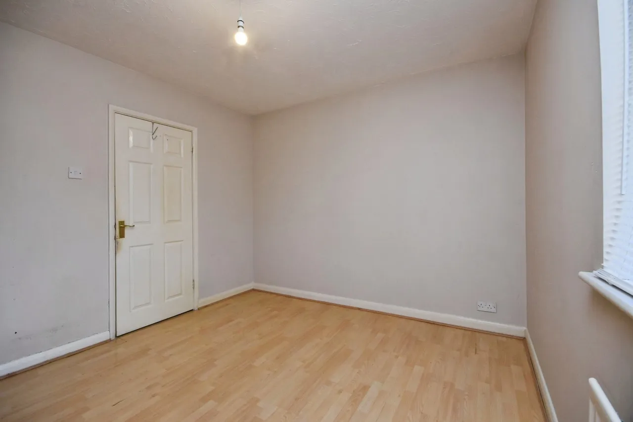 Bexley Gardens, Chadwell Heath, RM6, photo 12