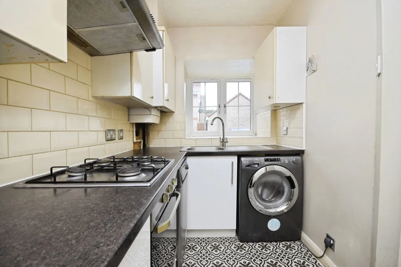 Bexley Gardens, Chadwell Heath, RM6, photo 7