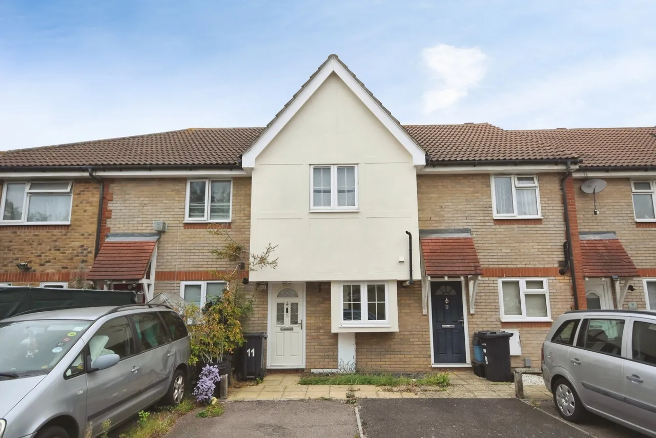 2 bed house for sale, Bexley Gardens, Chadwell Heath, RM6