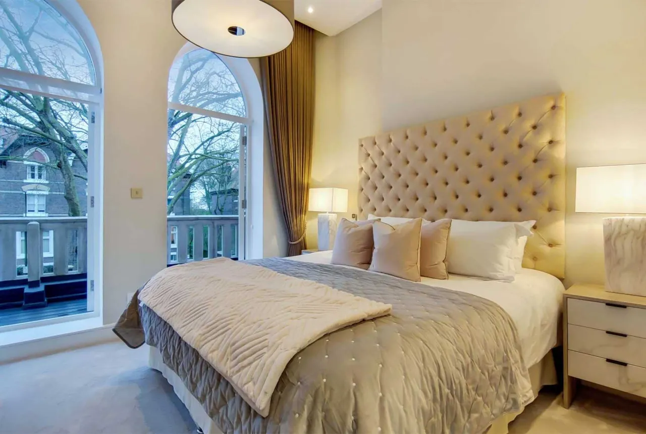 London, NW3, photo 9