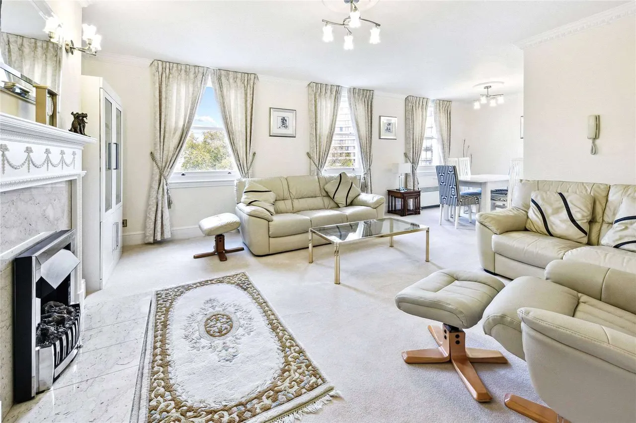 2 bed flat for sale — Hale House, 27 Lindsay Square, Pimlico, London, SW1V 2HS