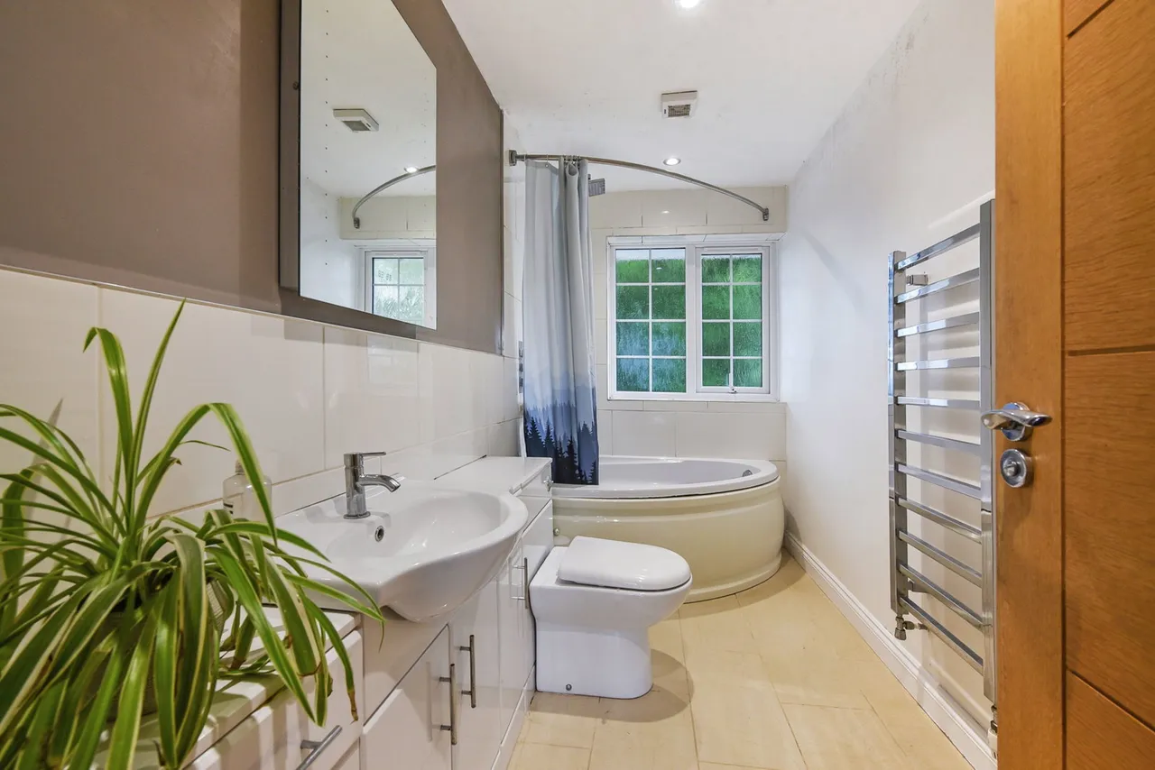 Wingfield Avenue, Christchurch, BH23 4NR, photo 11