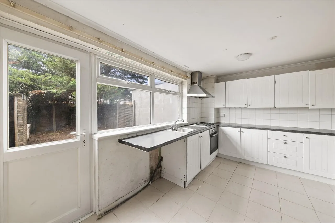 Convent Way, Southall, photo 3