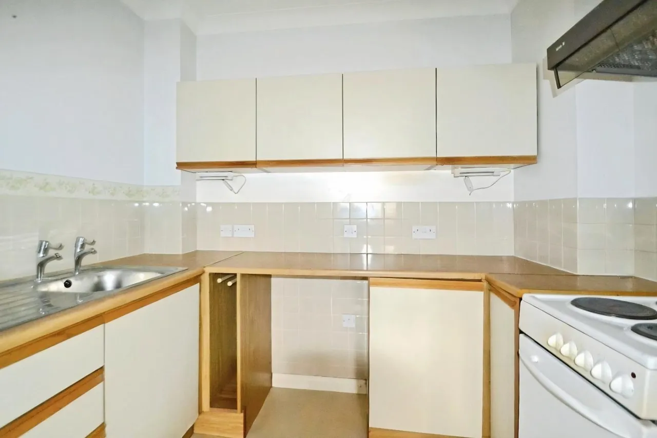 Park Road, Worthing, BN11, photo 2