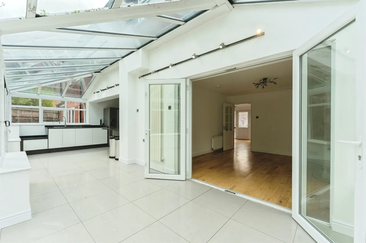 Sylvandale Grove, Wirral, CH62, photo 5