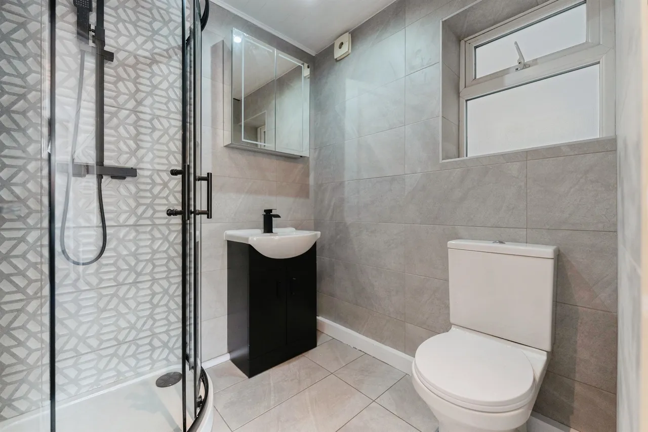 Sylvandale Grove, Wirral, CH62, photo 26