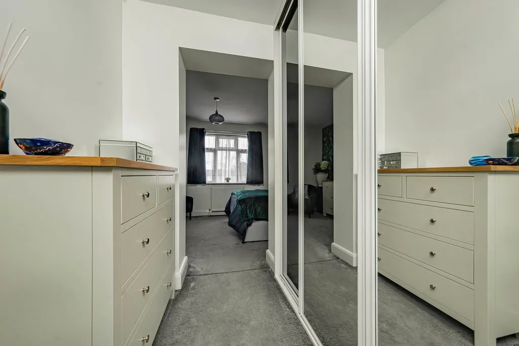 Woodcroft Crescent, Hillingdon, UB10, photo 32