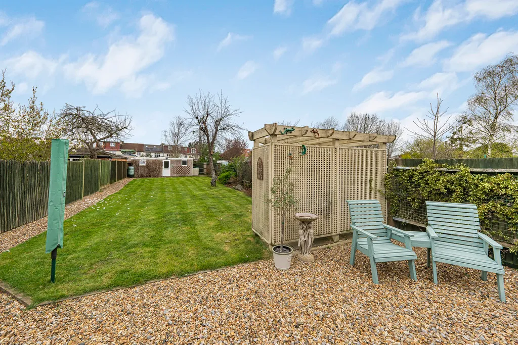 Woodcroft Crescent, Hillingdon, UB10, photo 13