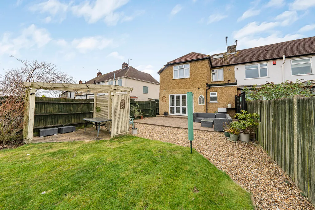 Woodcroft Crescent, Hillingdon, UB10, photo 5