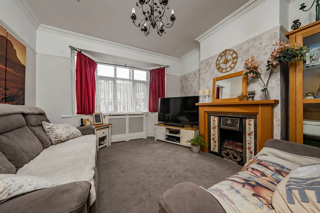 Woodcroft Crescent, Hillingdon, UB10, photo 19