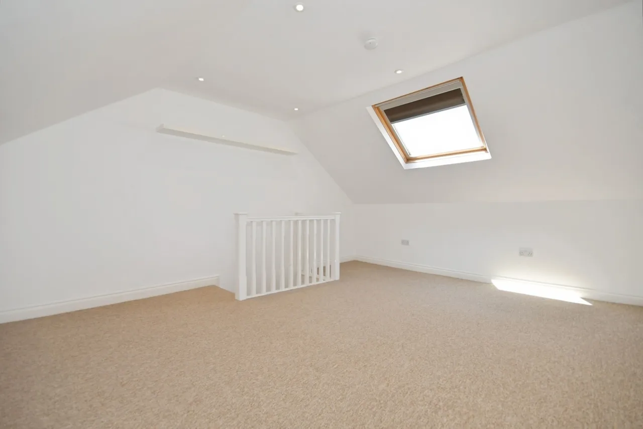 Fulmer Road, SHEFFIELD, South Yorkshire, S11, photo 17