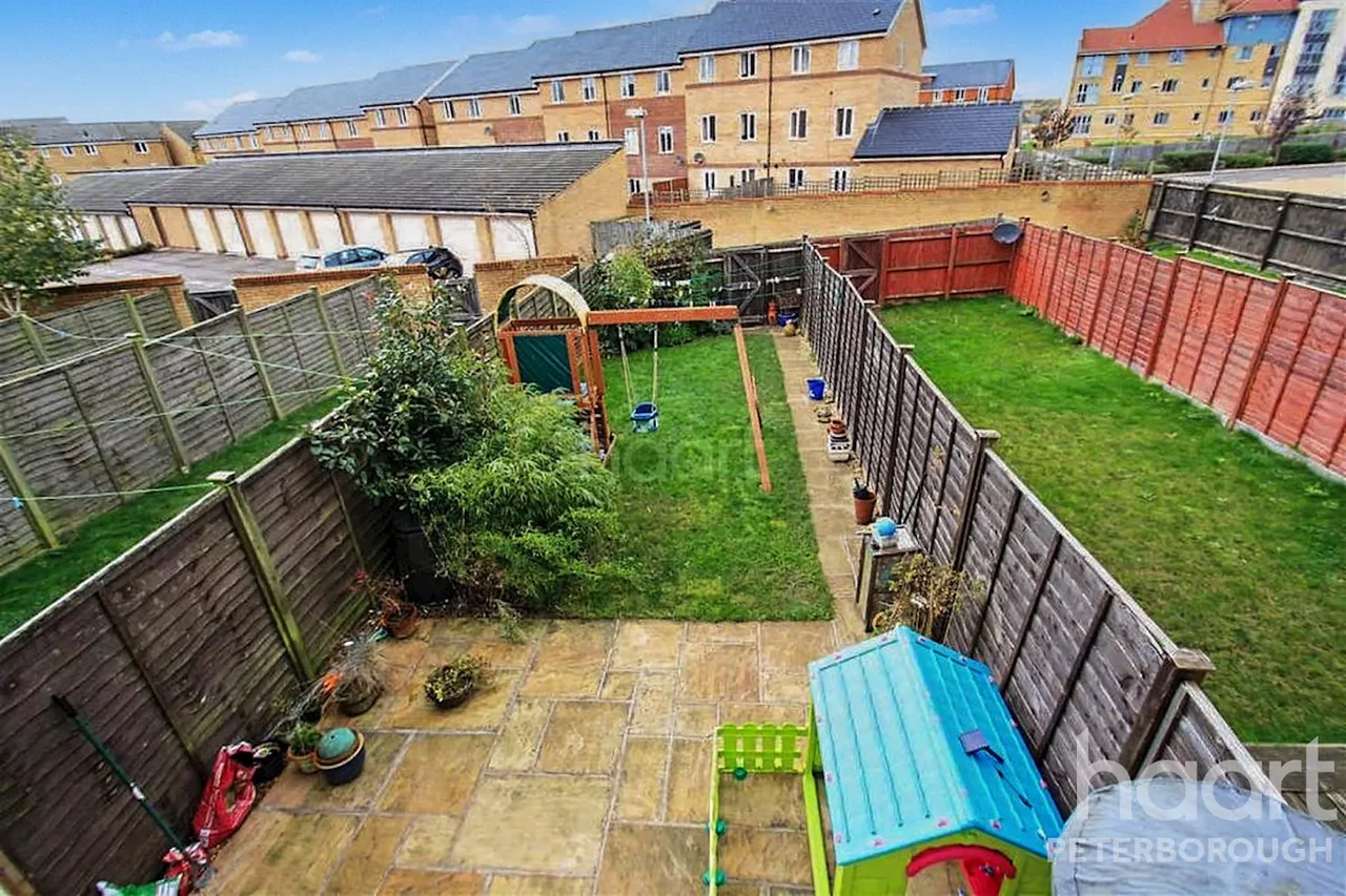Eagle Way, Hampton Centre, PE7, photo 6