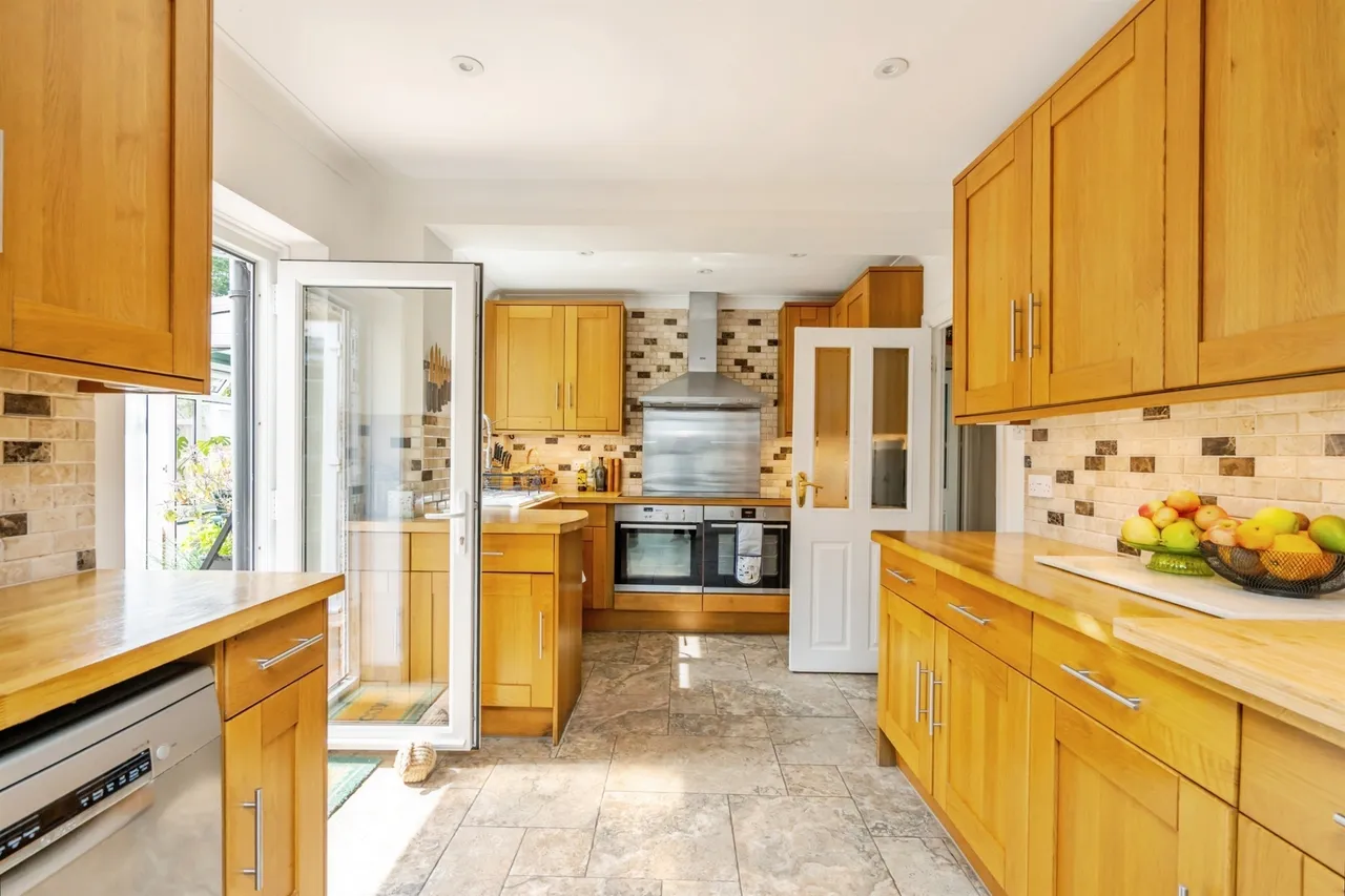 Aldwick Road, Bognor Regis, PO21, photo 8
