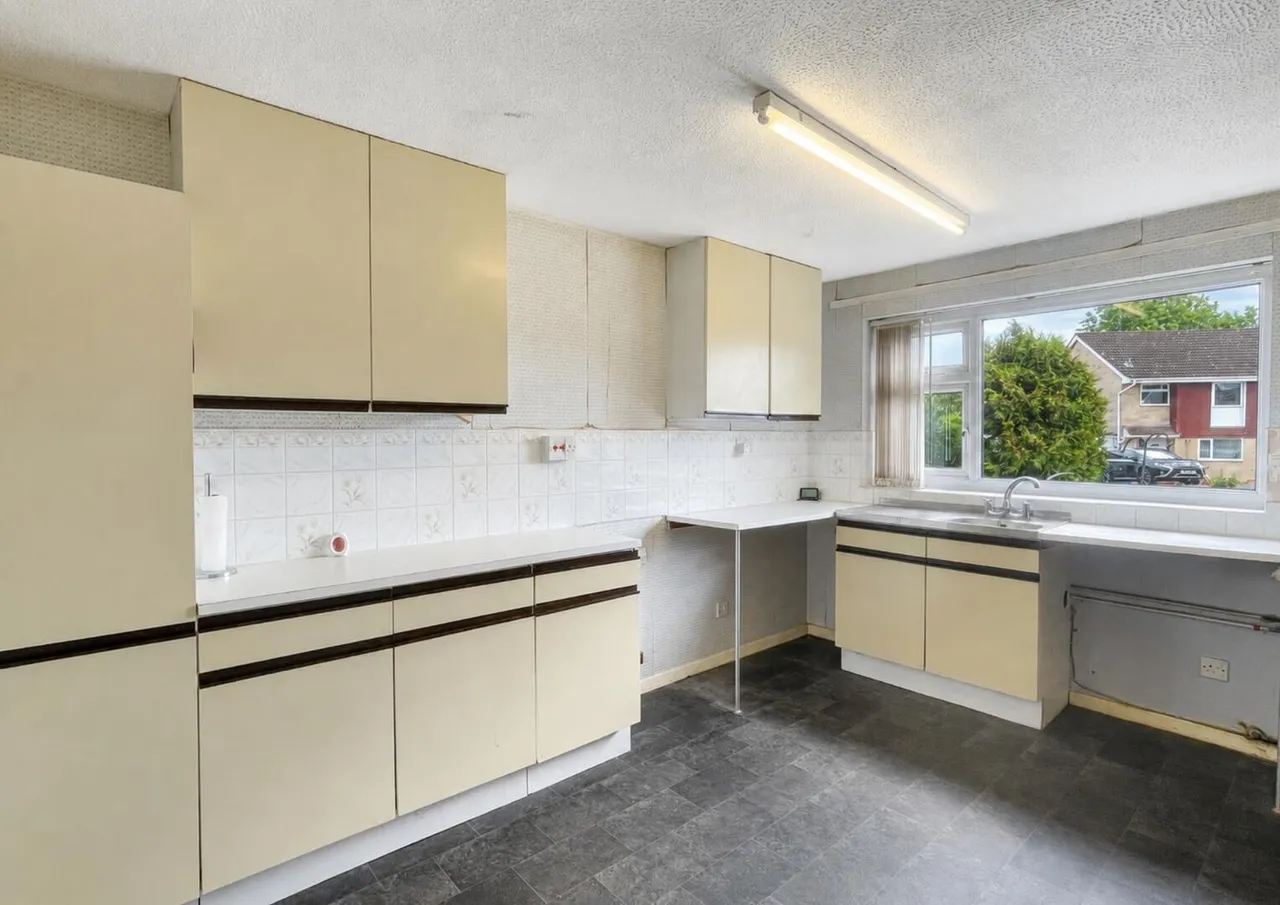 Wyville Road, Frome, Somerset BA11 2BS, photo 4