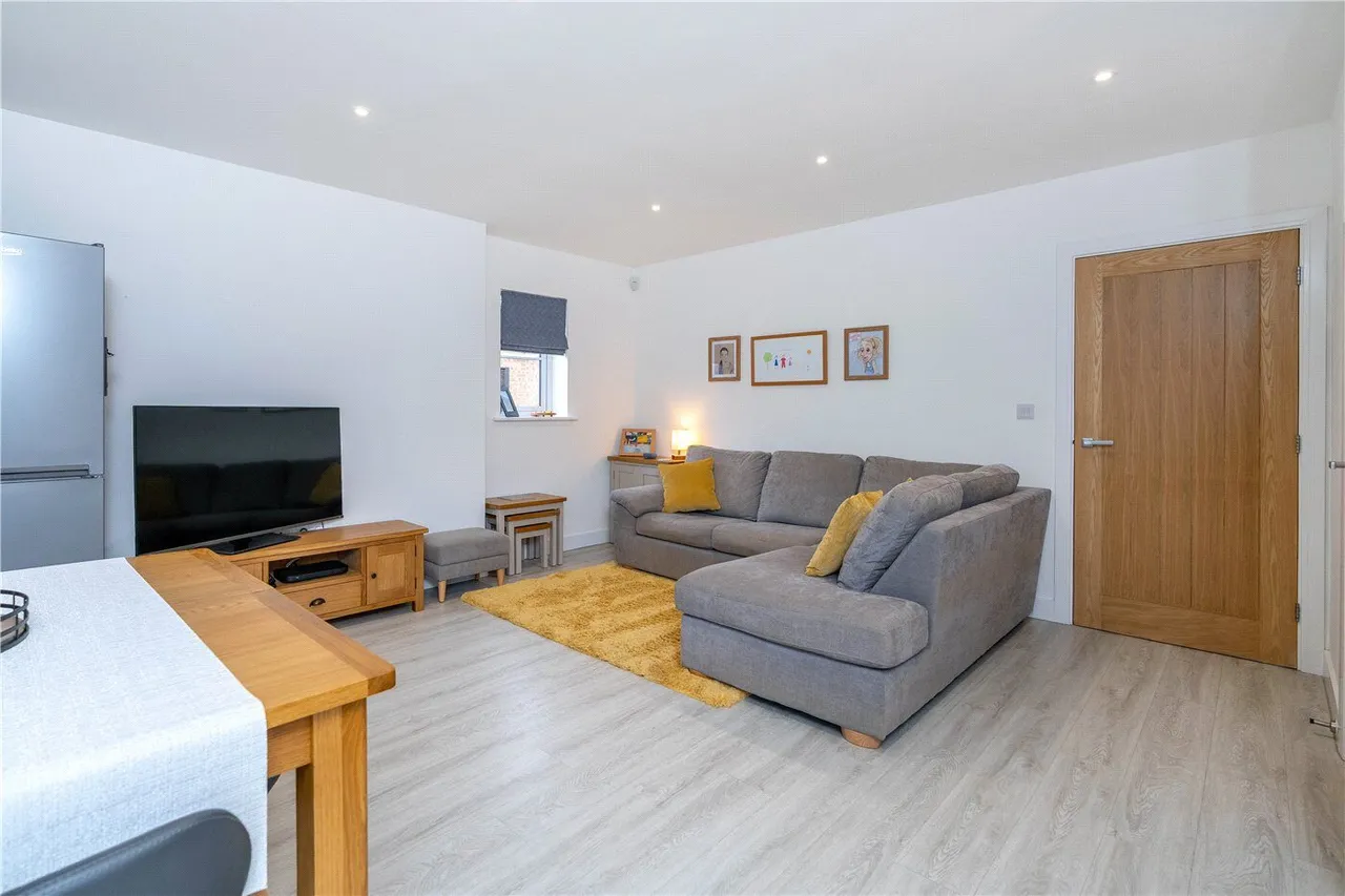 Prentice Place, Deeping St. James, PE6, photo 8