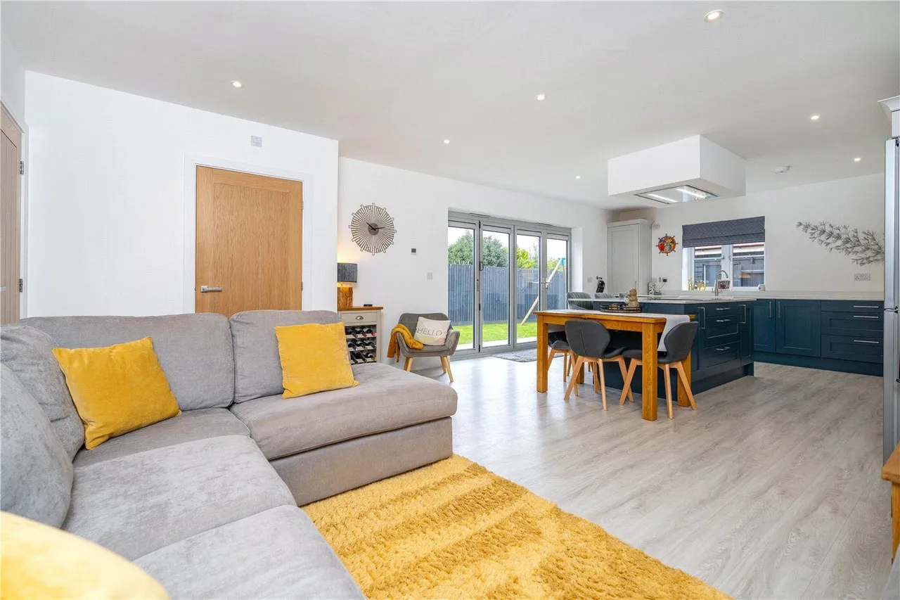 Prentice Place, Deeping St. James, PE6, photo 3