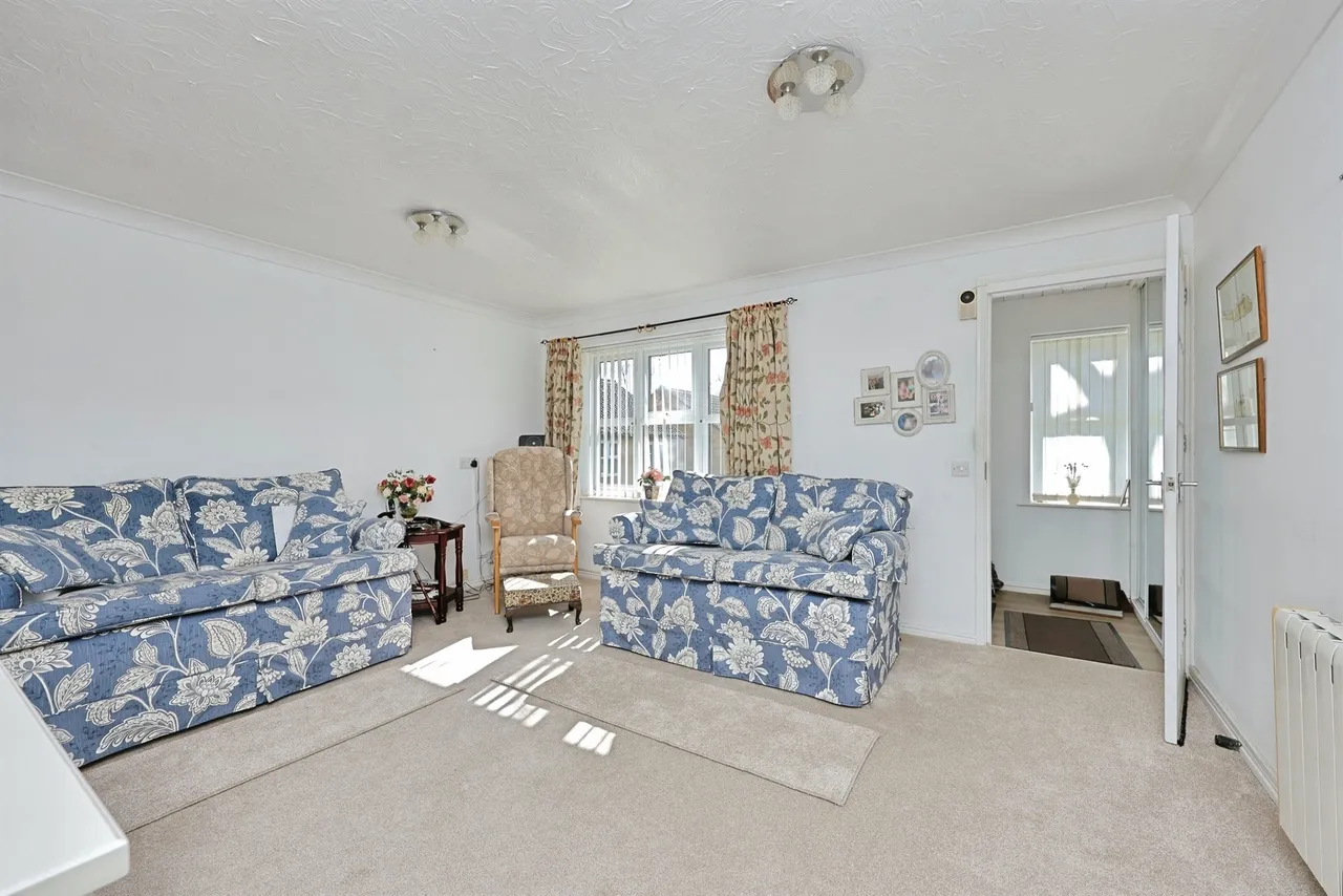 Northwell Place, Swaffham, photo 2