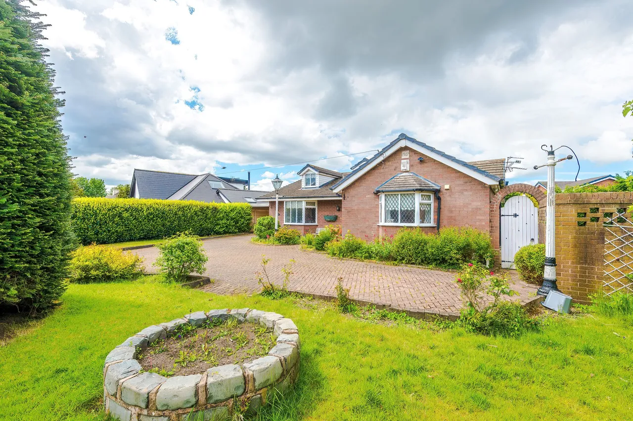 Weir Lane, Woolston, Warrington, Warrington, WA1 4QQ, photo 27