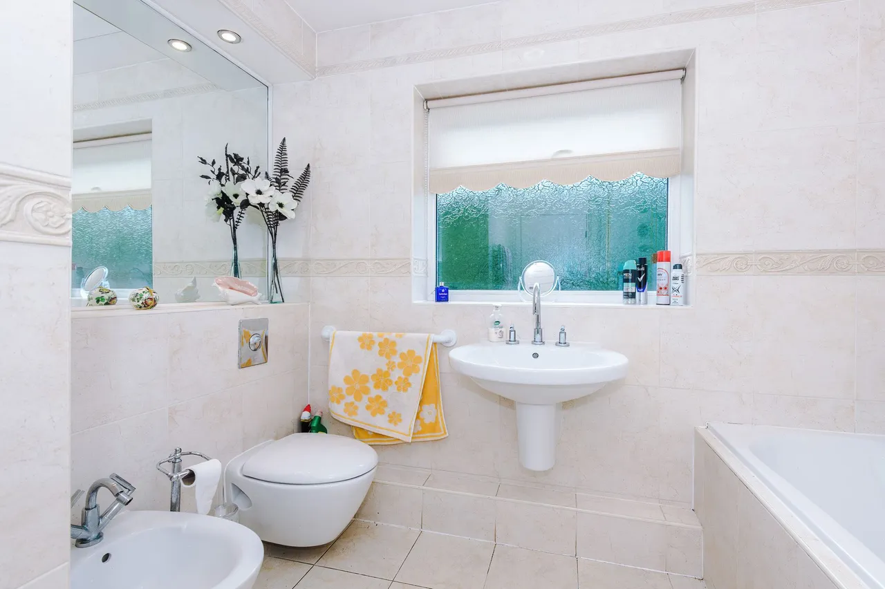 Weir Lane, Woolston, Warrington, Warrington, WA1 4QQ, photo 23