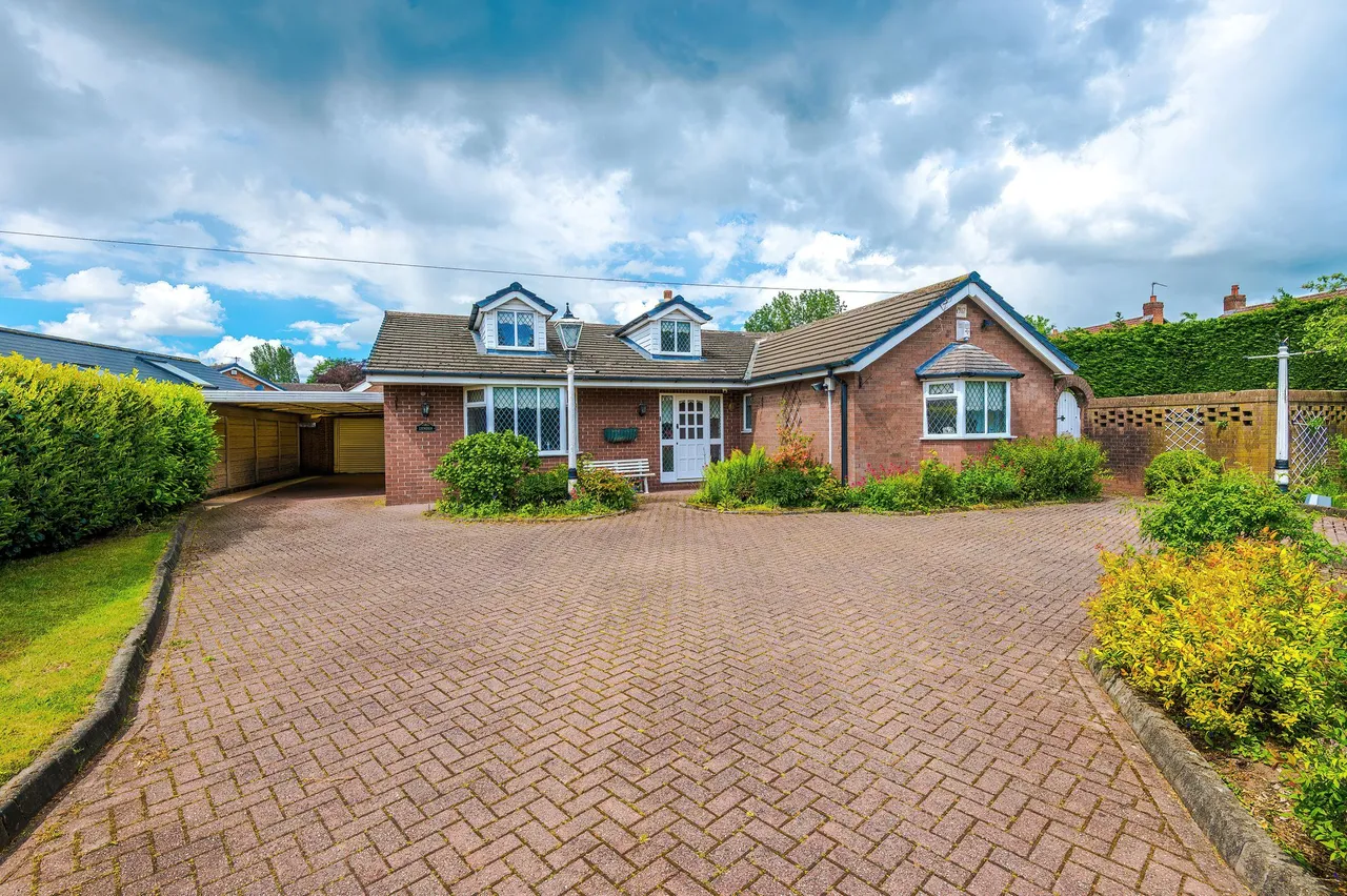 Weir Lane, Woolston, Warrington, Warrington, WA1 4QQ, photo 35