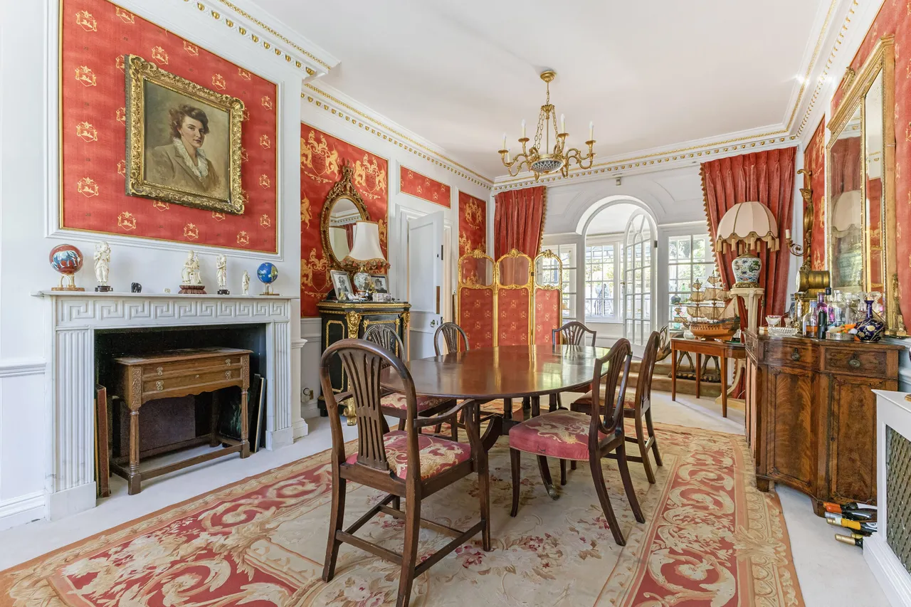 Chalk Lane, Epsom, KT18, photo 6