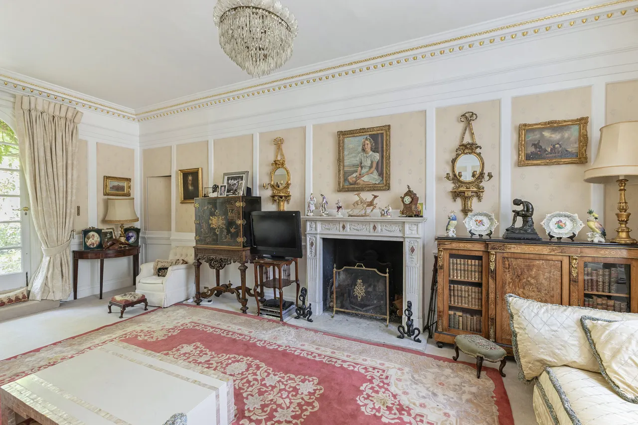 Chalk Lane, Epsom, KT18, photo 4