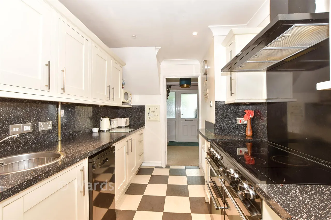 The Derings, Lydd, TN29, photo 4